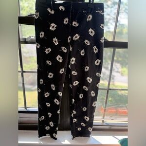 Talbots Women's Size 4 Black & White Daisies Floral Hampshire Ankle Pants